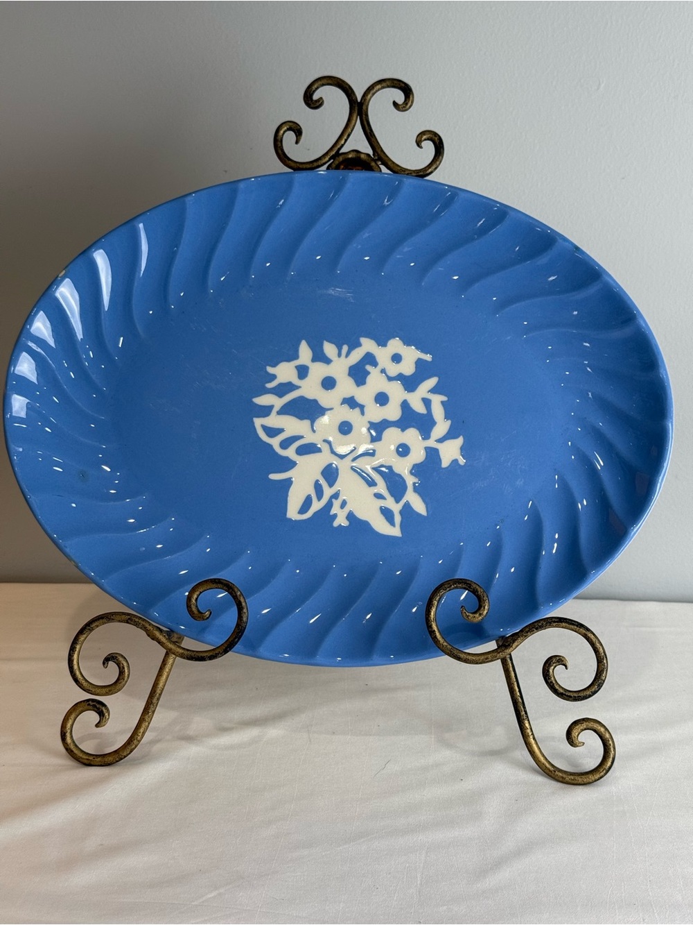 Vintage Harker Pottery USA Platter Serving Dish 13 1/2 x 10 Cameoware *1